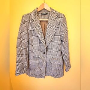 New never worn houndstooth blazer